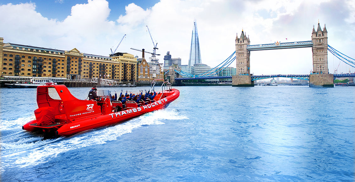 Rib treasure hunts om the Thames